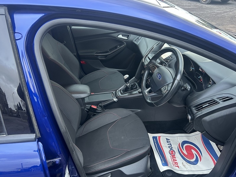 Used Ford Focus 2017 for sale - 77990189: Photo 6