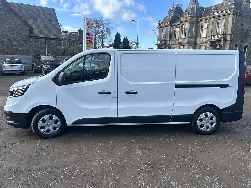 Used Renault Trafic 2023 for sale - 77990156: Photo 3
