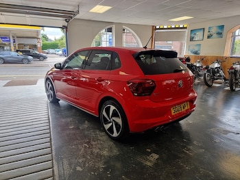 Used Volkswagen Polo 2019 for sale - 79582381: Photo