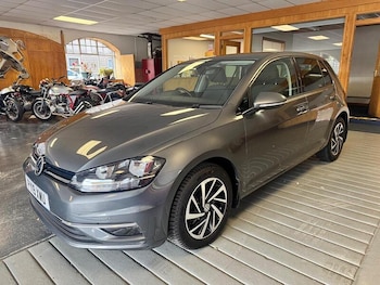 Used Volkswagen Golf 2019 for sale - 79370134: Photo