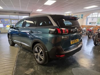 Used Peugeot 5008 2018 for sale - 79844844: Photo