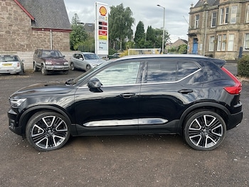Used Volvo XC40 2019 for sale - 79055210: Photo