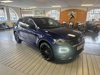Used Volkswagen T-Roc 2019 for sale - 79423302: Photo