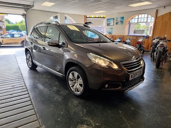 Used Peugeot 2008 2015 for sale - 79539237: Photo