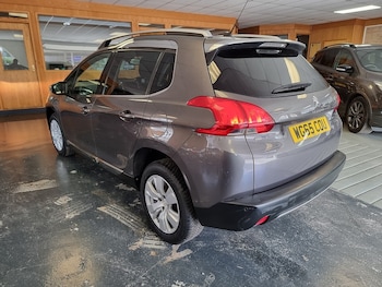 Used Peugeot 2008 2015 for sale - 79539237: Photo
