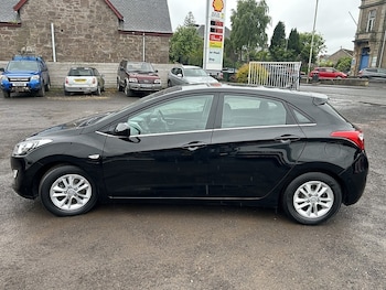 Used Hyundai i30 2015 for sale - 78871470: Photo
