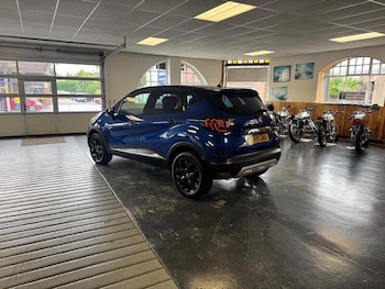 Used Renault Captur 2019 for sale - 79019050: Photo