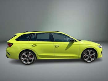 Used Skoda Octavia 2025 for sale - 78741143: Photo