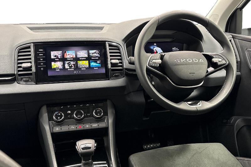 Used Skoda Karoq 2025 for sale - 77824545: Photo 2