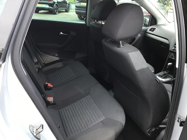 Used Volkswagen Polo 2012 for sale - 76072854: Photo 11