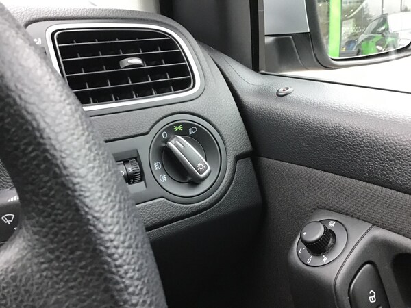Used Volkswagen Polo 2012 for sale - 76072854: Photo 16