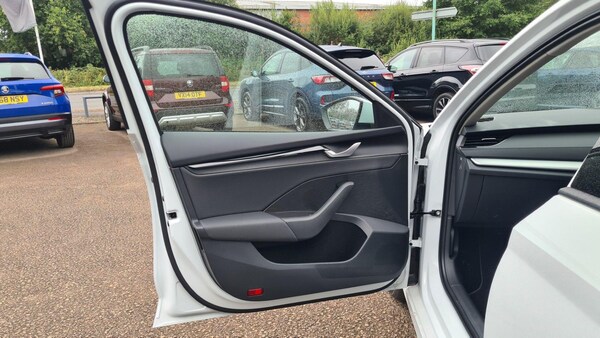 Used Skoda Octavia 2024 for sale - 75387410: Photo 23