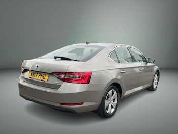 Used Skoda Superb 2017 for sale - 78516611: Photo