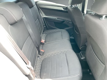 Used Skoda Fabia 2015 for sale - 79012524: Photo