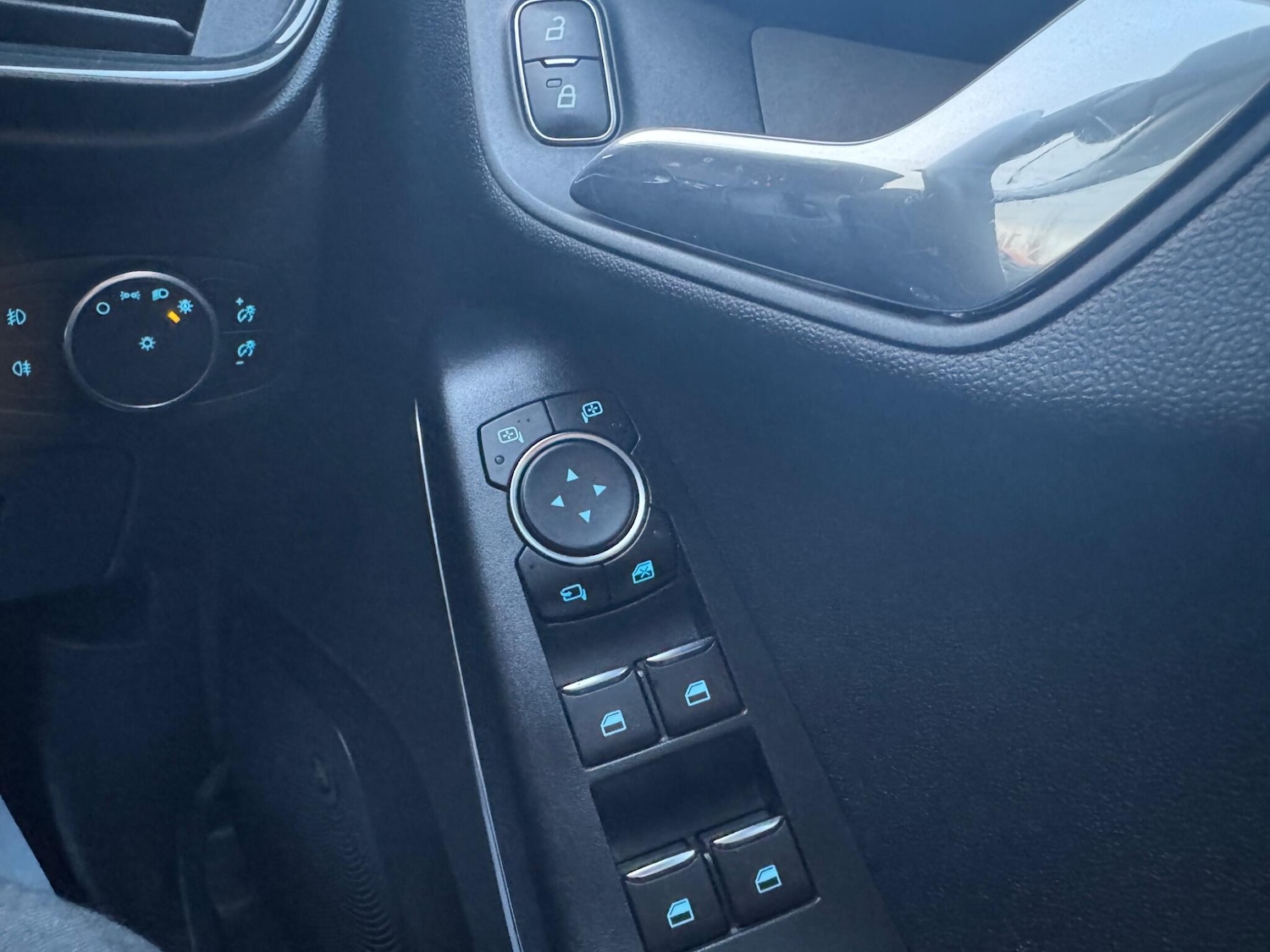 Used Ford Fiesta 2018 for sale - 77015318: Photo 23