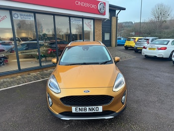 Used Ford Fiesta 2018 for sale - 77015318: Photo