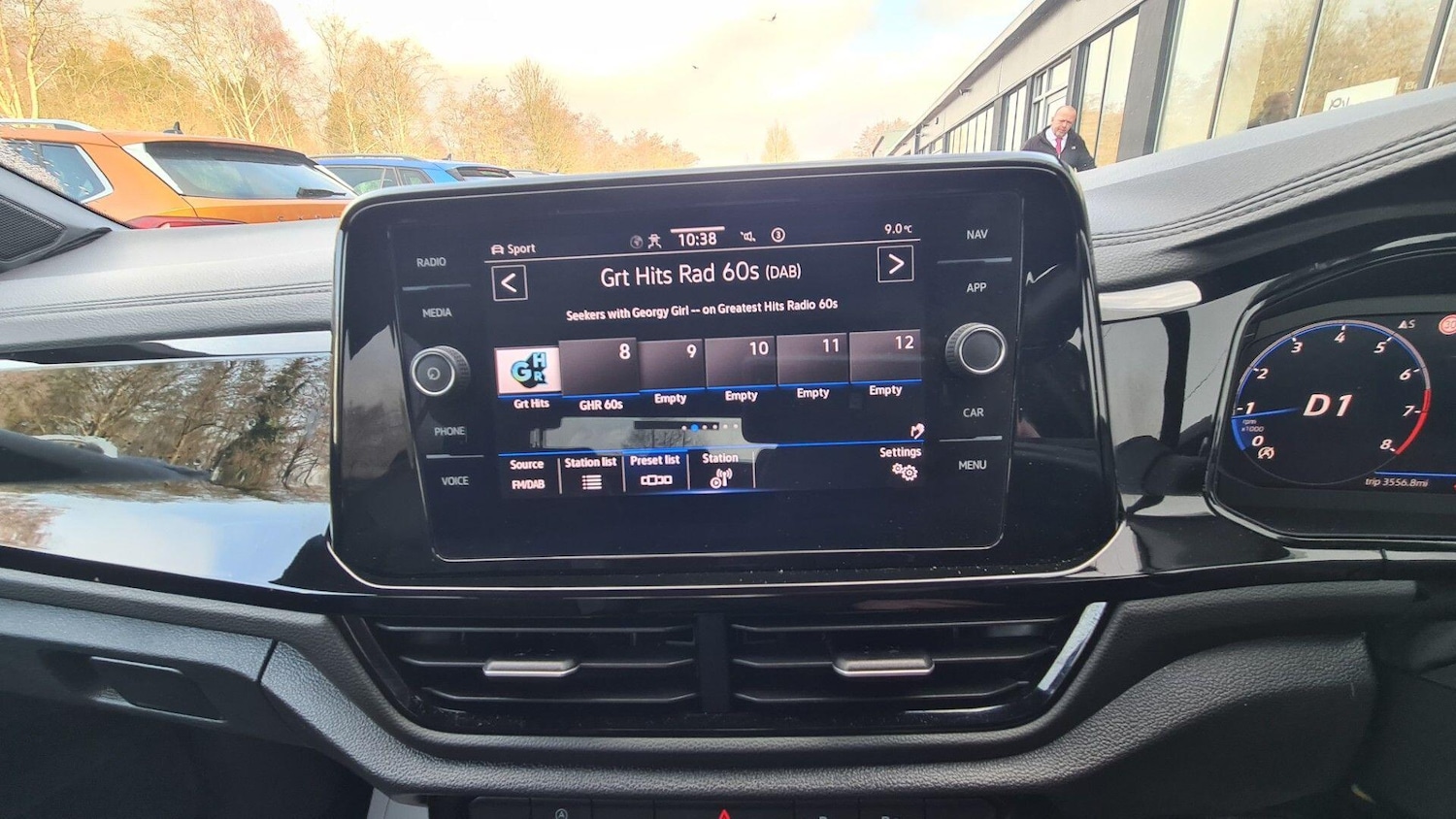 Used Volkswagen T-Roc 2022 for sale - 77625688: Photo 19