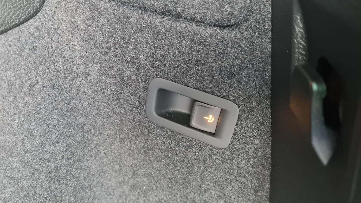 Used Skoda Karoq 2025 for sale - 77155943: Photo 17