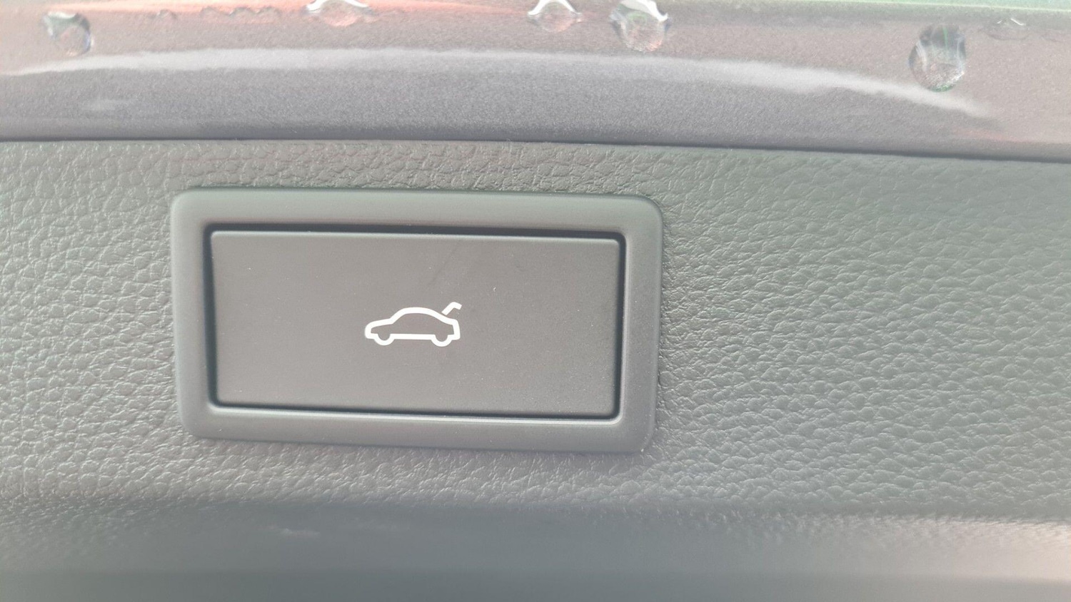 Used Skoda Karoq 2025 for sale - 77155943: Photo 19