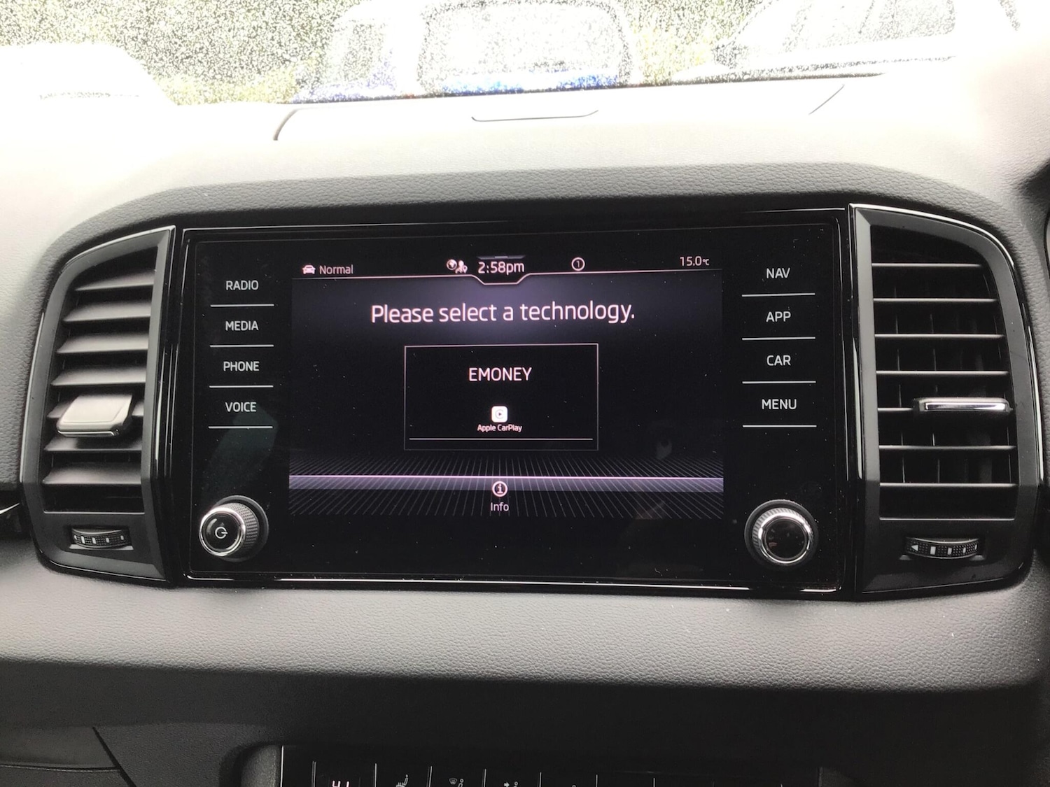 Used Skoda Karoq 2024 for sale - 75478026: Photo 28