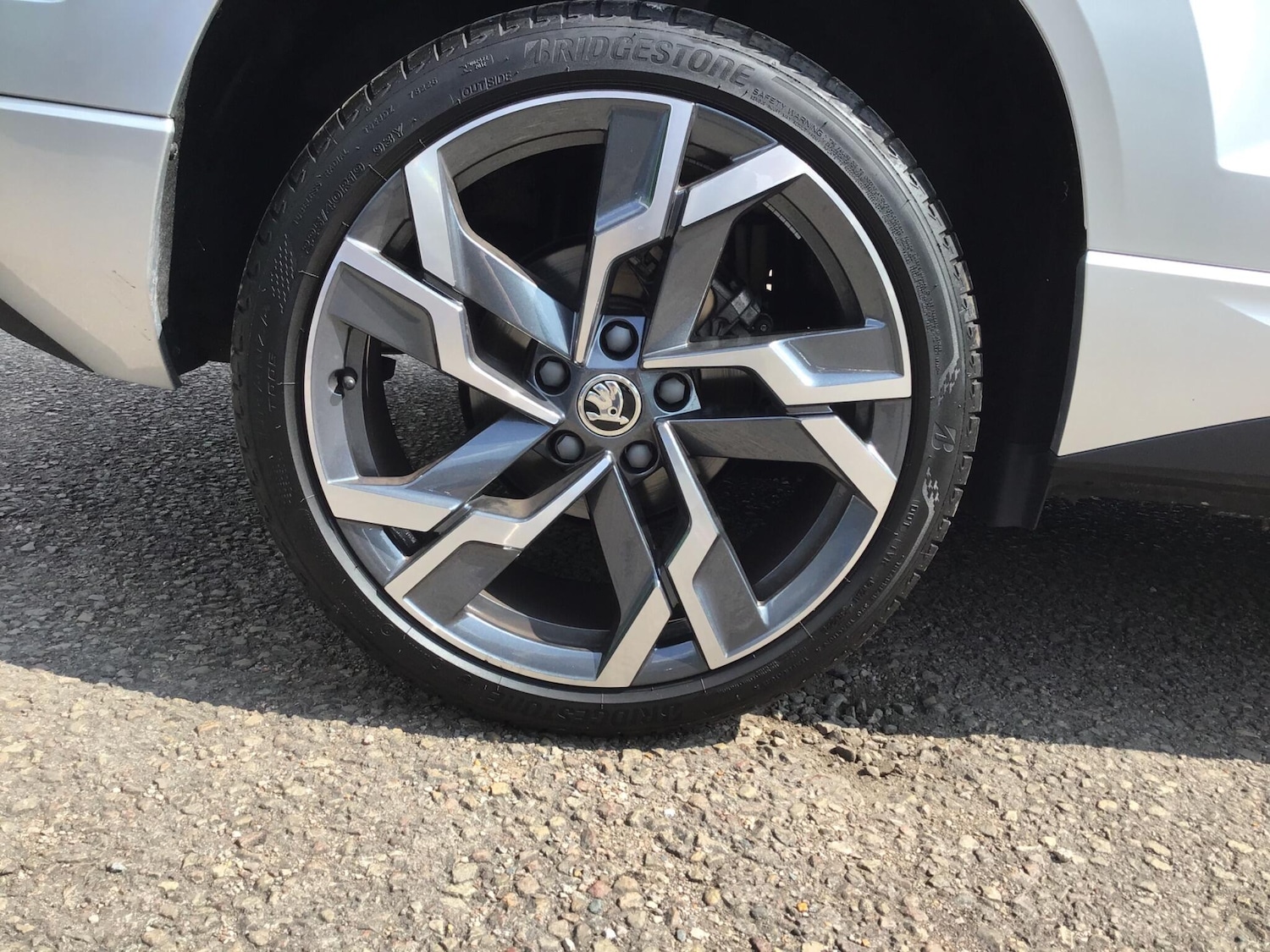 Used Skoda Karoq 2024 for sale - 76993679: Photo 34