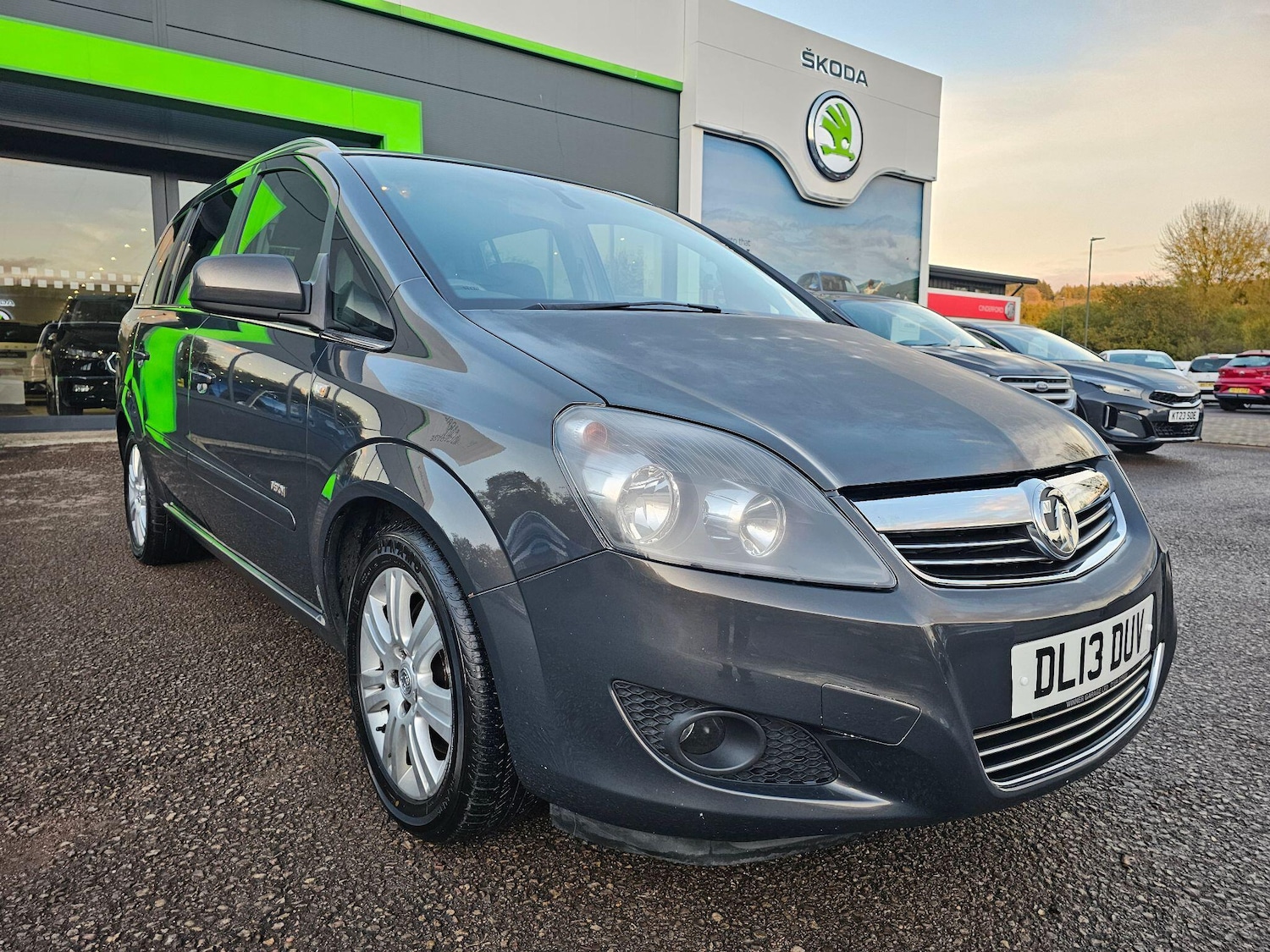 Used Vauxhall Zafira 2013 for sale - 76409379: Photo 2