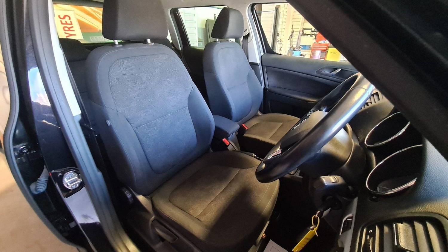 Used Skoda Yeti 2015 for sale - 76633881: Photo 12