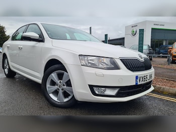 2015 (65) - 1.6 TDI SE L Euro 6 (s/s) 5dr