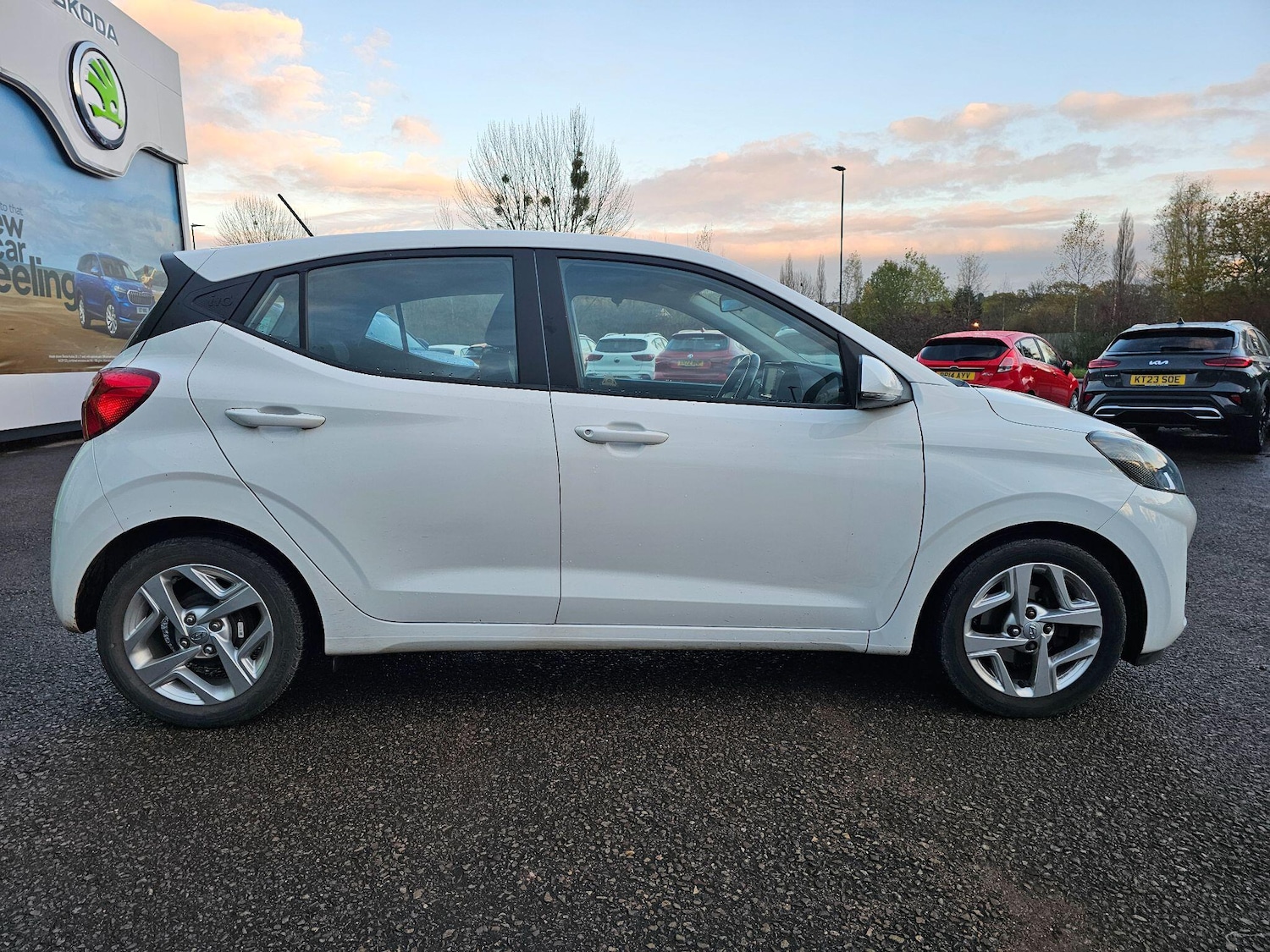 Used Hyundai i10 2020 for sale - 76689537: Photo 3