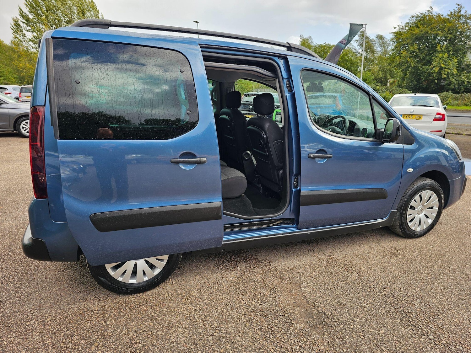 Vehicle 19
