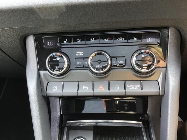 Used Skoda Karoq 2024 for sale - 75477543: Photo 23