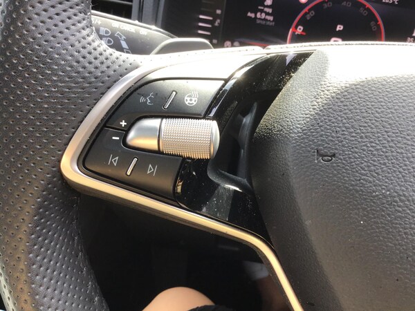 Used Skoda Karoq 2024 for sale - 75477543: Photo 29