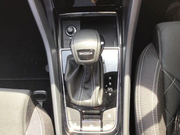 Used Skoda Karoq 2024 for sale - 75477543: Photo 31