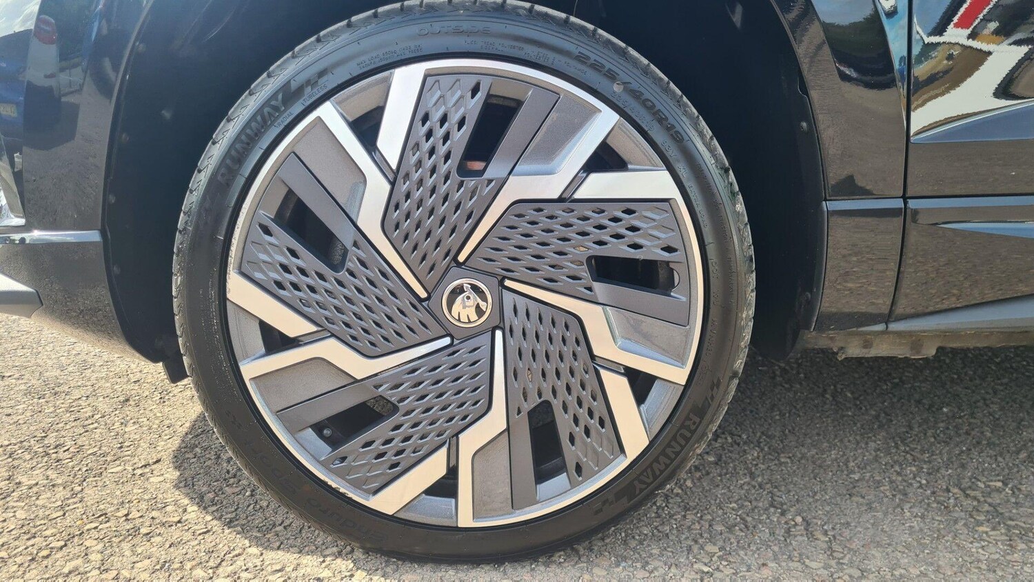 Used Skoda Karoq 2023 for sale - 75978372: Photo 20