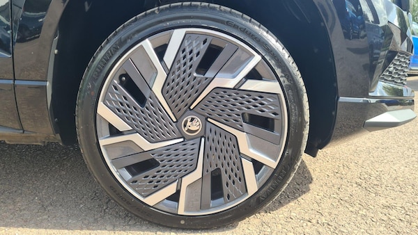 Used Skoda Karoq 2023 for sale - 75978372: Photo 21