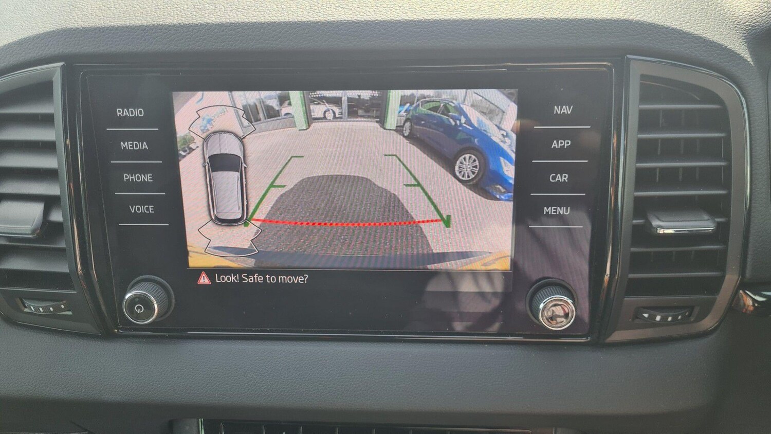 Used Skoda Karoq 2023 for sale - 75978372: Photo 23