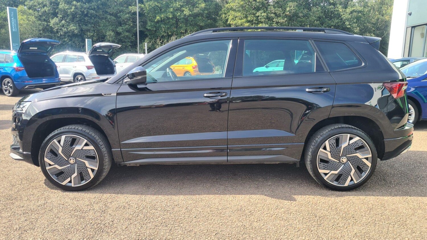 Used Skoda Karoq 2023 for sale - 75978372: Photo 8