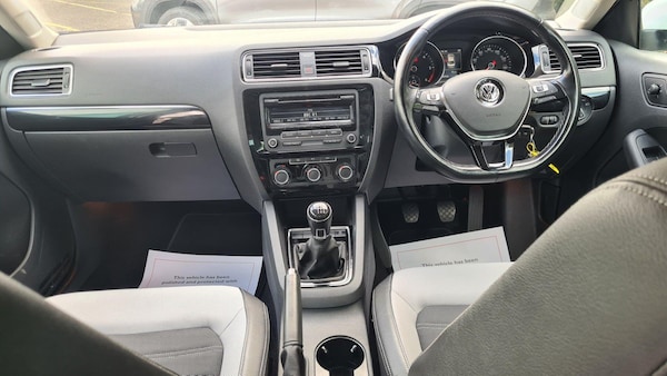 Used Volkswagen Jetta 2015 for sale - 76214106: Photo 13