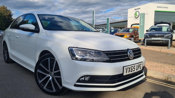 Used Volkswagen Jetta 2015 for sale - 76214106: Photo 1