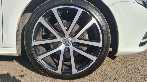 Used Volkswagen Jetta 2015 for sale - 76214106: Photo 21