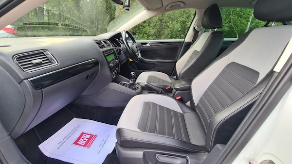 Used Volkswagen Jetta 2015 for sale - 76214106: Photo 23