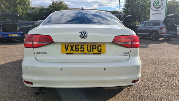 Used Volkswagen Jetta 2015 for sale - 76214106: Photo 9