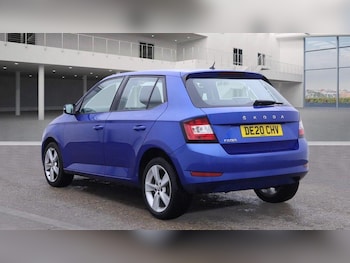 Used Skoda Fabia 2020 for sale - 76214131: Photo 2