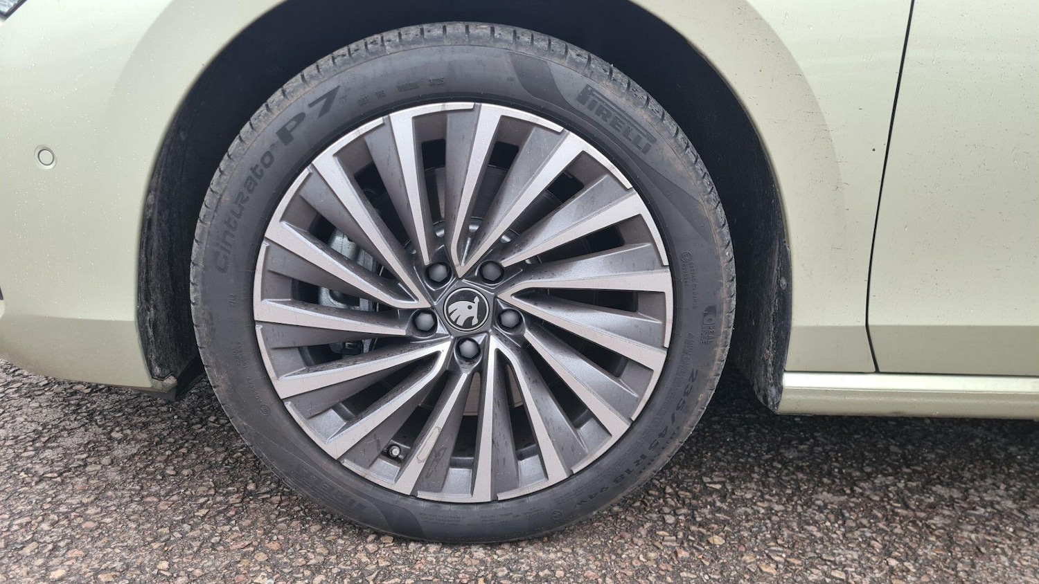 Used Skoda Superb 2025 for sale - 77387117: Photo 23