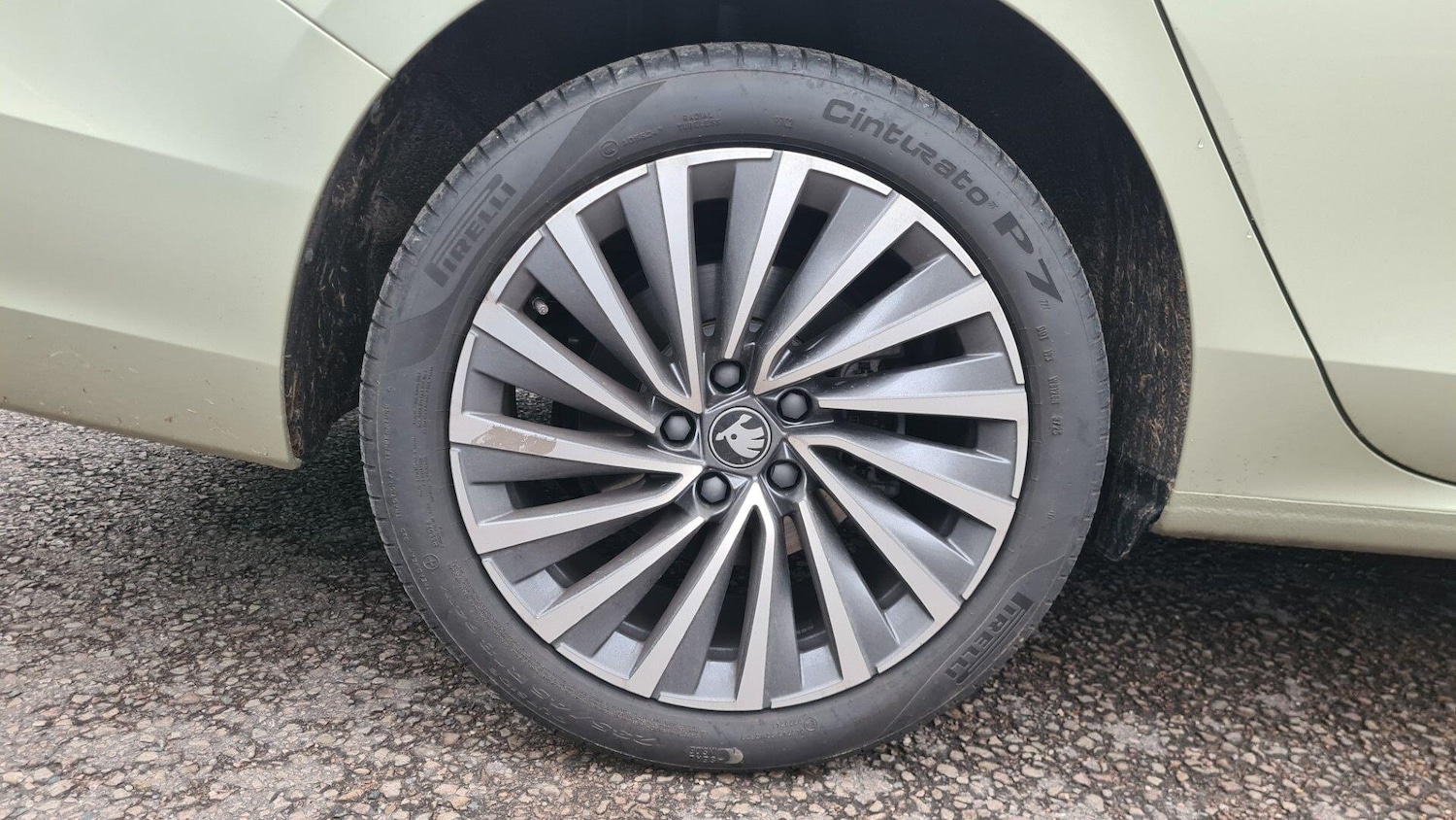 Used Skoda Superb 2025 for sale - 77387117: Photo 25