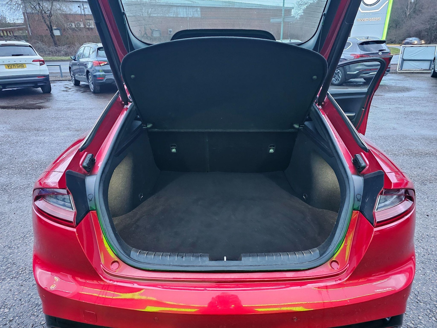 Used Kia Stinger 2018 for sale - 77625580: Photo 17