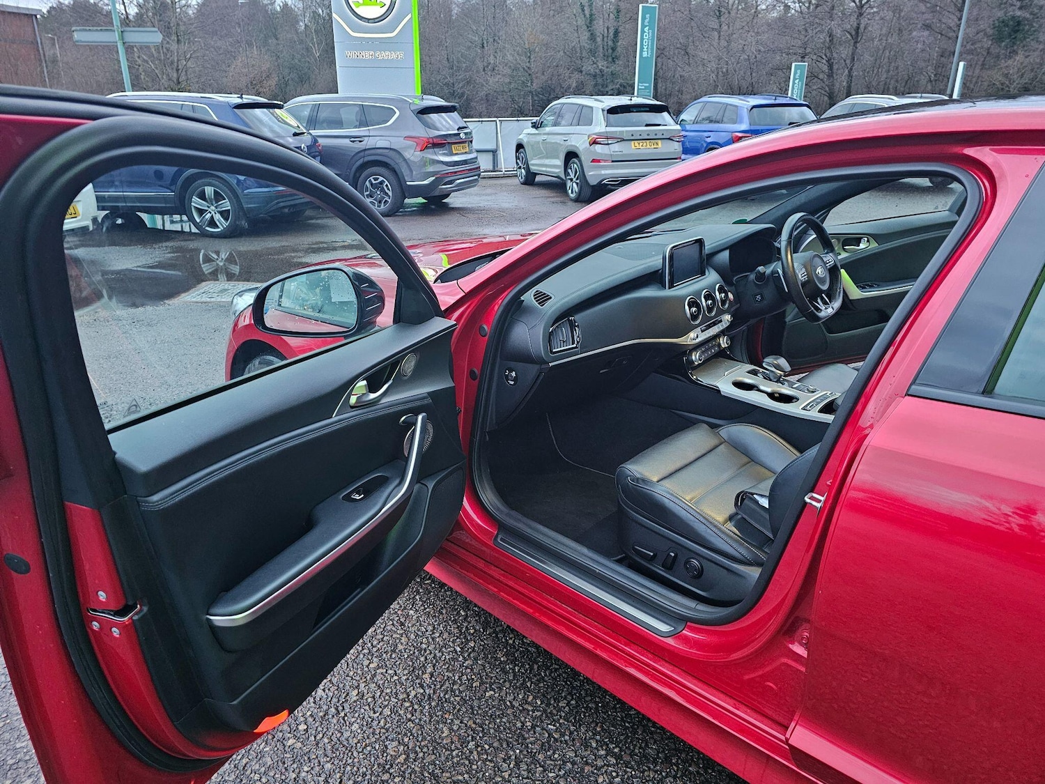 Used Kia Stinger 2018 for sale - 77625580: Photo 19