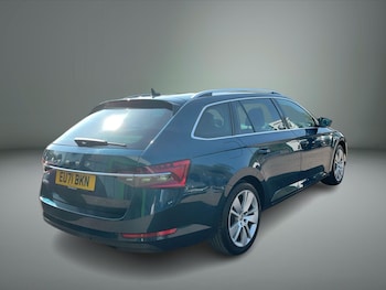 Used Skoda Superb 2021 for sale - 78384437: Photo