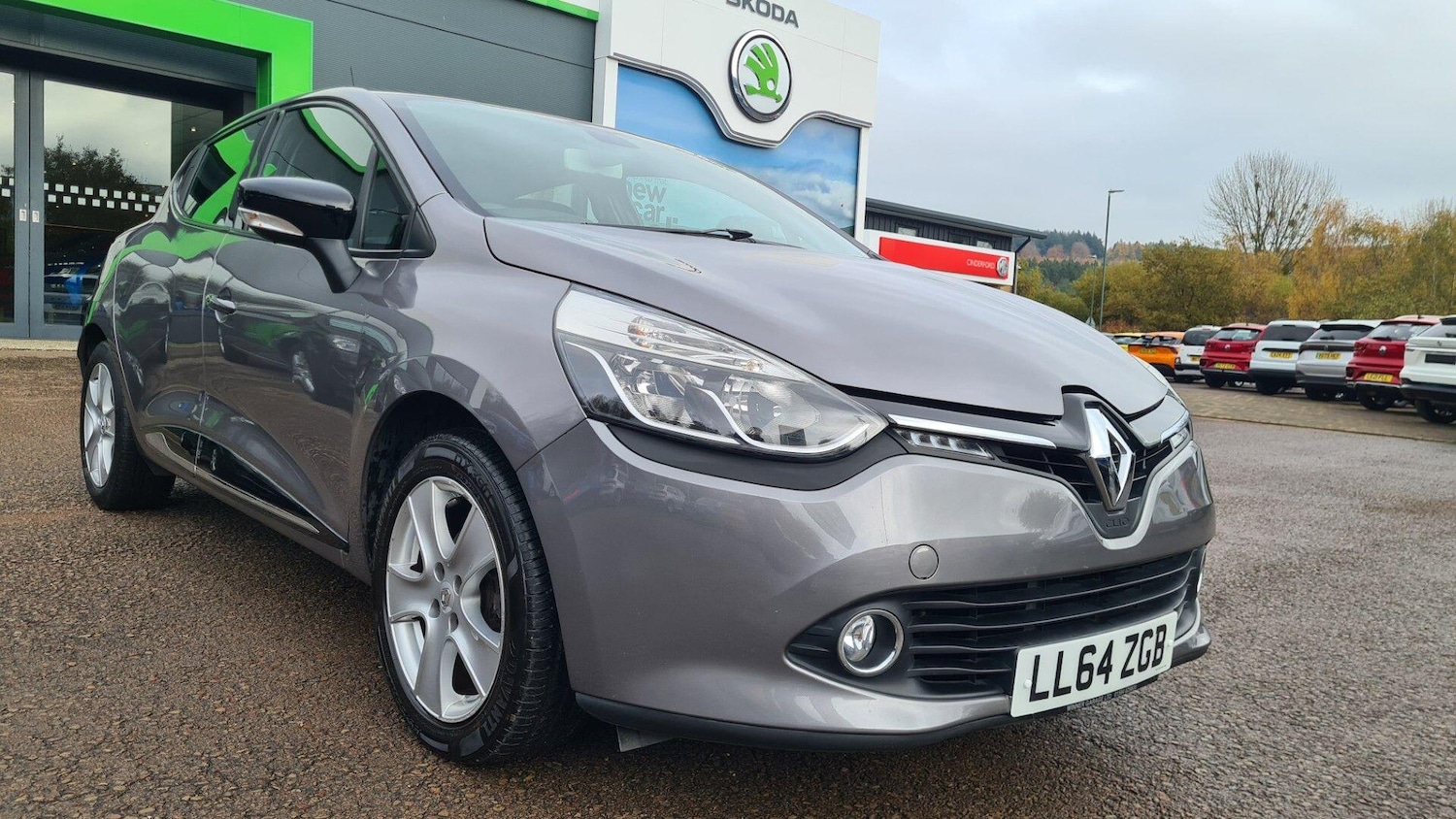 Used Renault Clio 2014 for sale - 76498873: Photo 2
