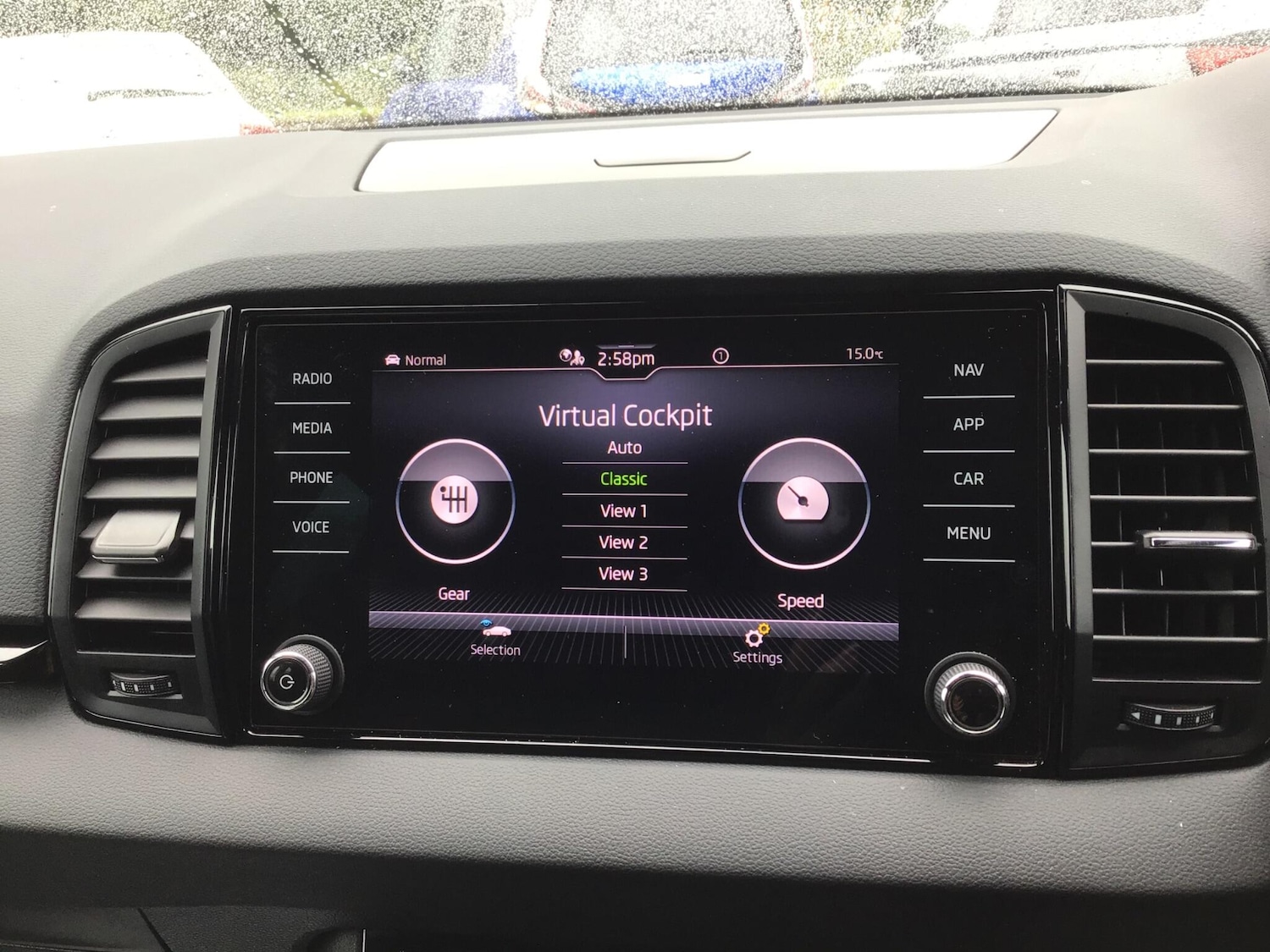 Used Skoda Karoq 2024 for sale - 76992074: Photo 23